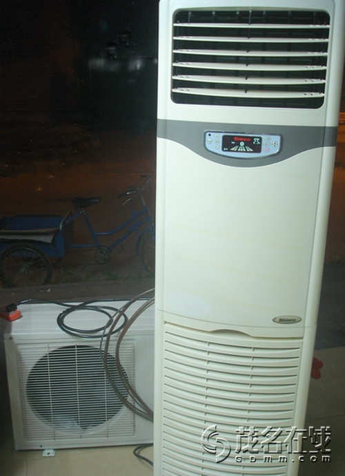 110954a8azpualxk0uxpp8.jpg