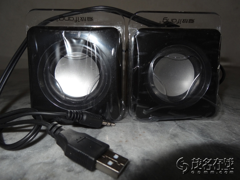151532zv2h0vq8klro0ldr.jpg