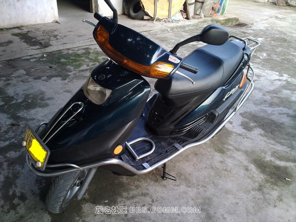 雅马哈125女装摩托车出售