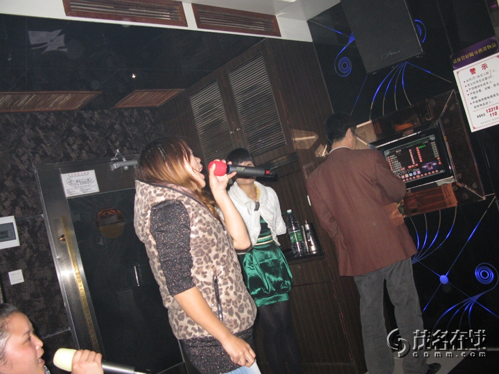 Ƭ 021.jpg