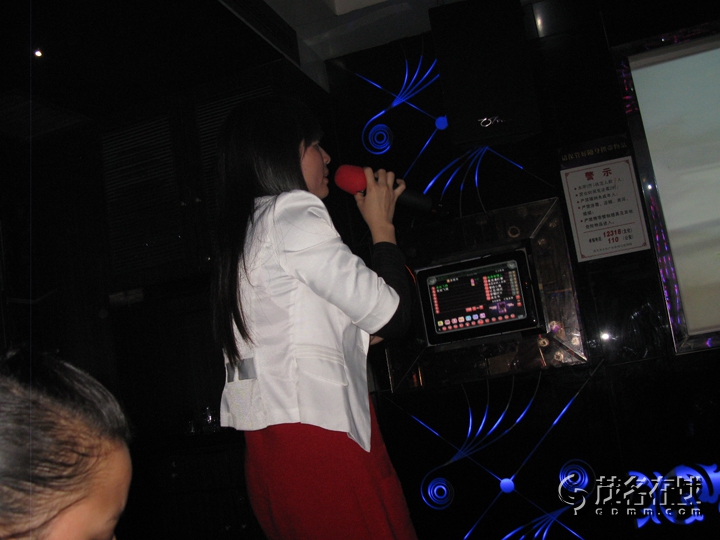 Ƭ 075.jpg