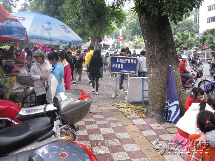 Ƭ 046.jpg