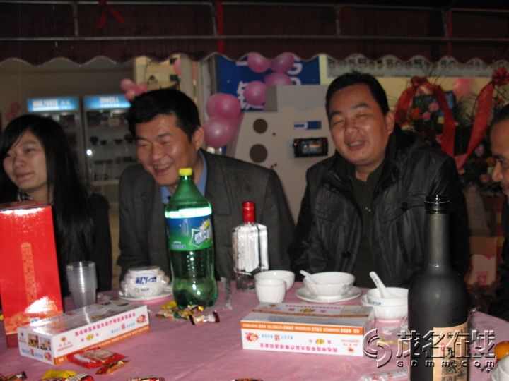 Ƭ 038.jpg