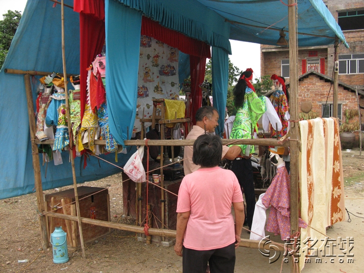 Ƭ 048.jpg