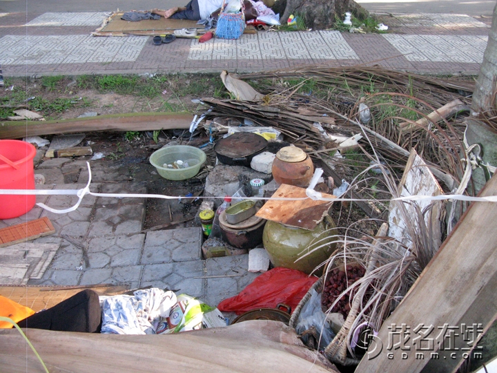 Ƭ 079.jpg
