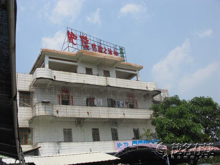 Ƭ 094.jpg