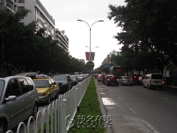 Ƭ 010.jpg