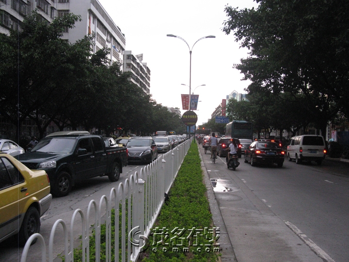 Ƭ 011.jpg