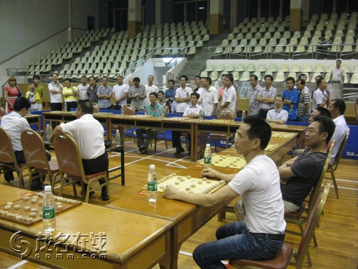 Ƭ 051.jpg