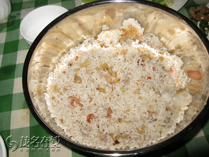 Ƭ 048.jpg