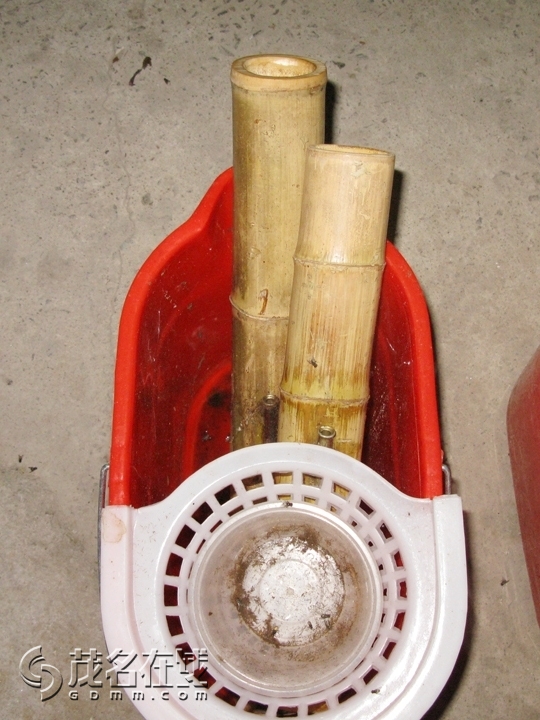 Ƭ 024.jpg