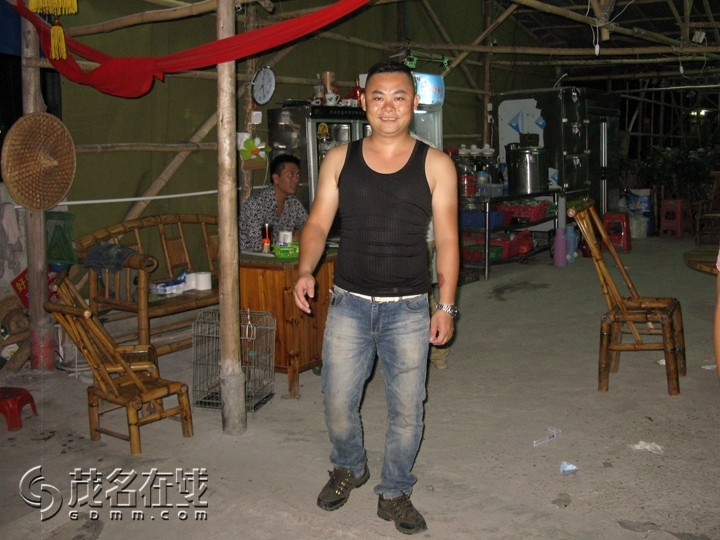 Ƭ 056.jpg