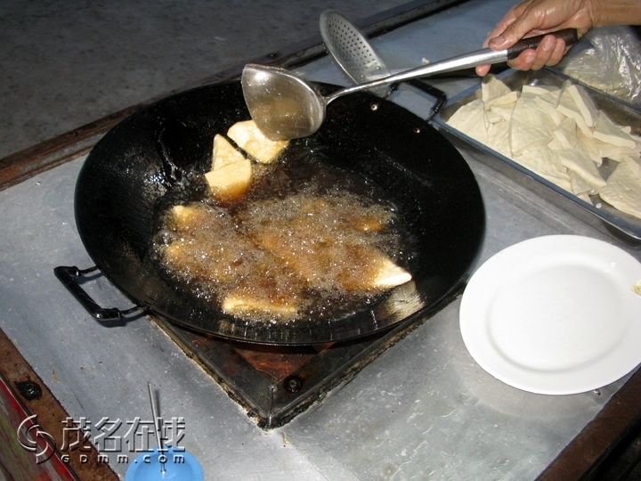 Ƭ 014.jpg