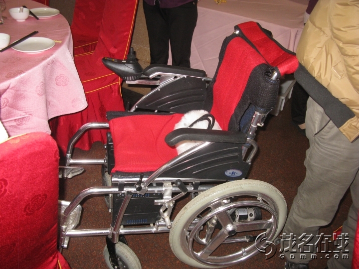 Ƭ 044.jpg