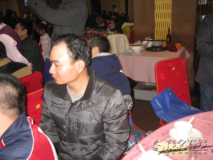 Ƭ 090.jpg