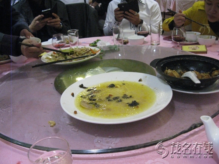 Ƭ 092.jpg