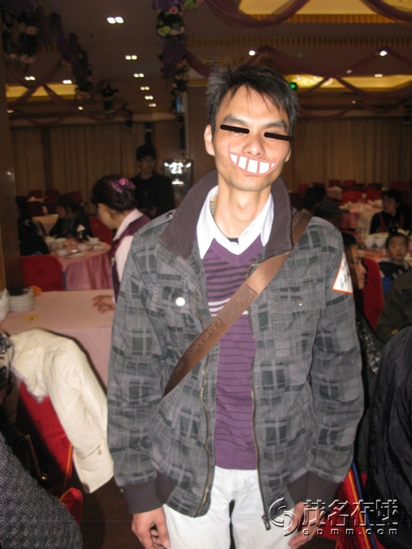 Ƭ 064_a.jpg