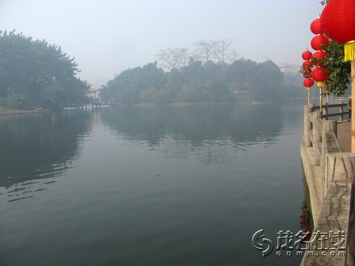 Ƭ 054.jpg
