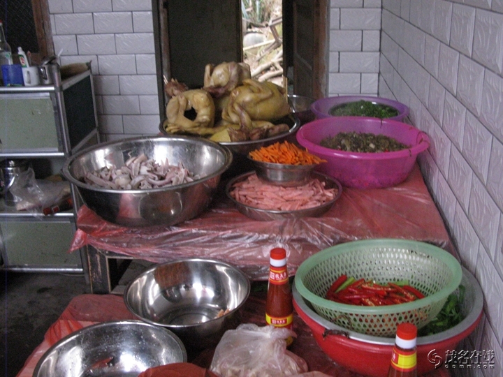 Ƭ 042.jpg