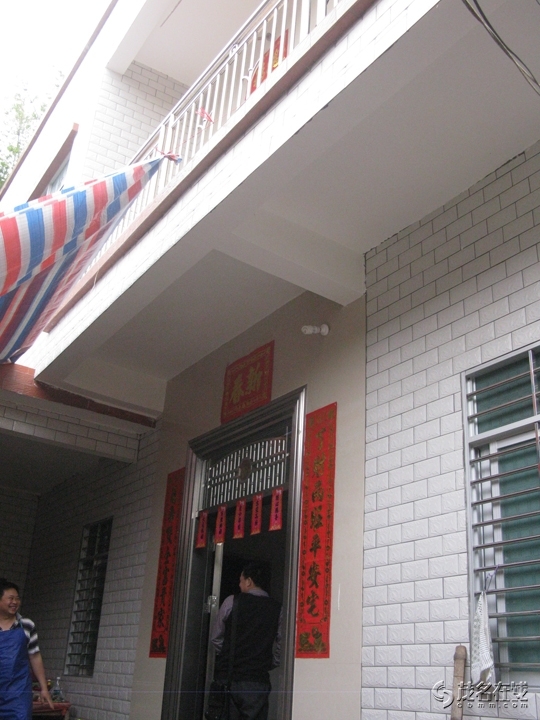 Ƭ 041.jpg
