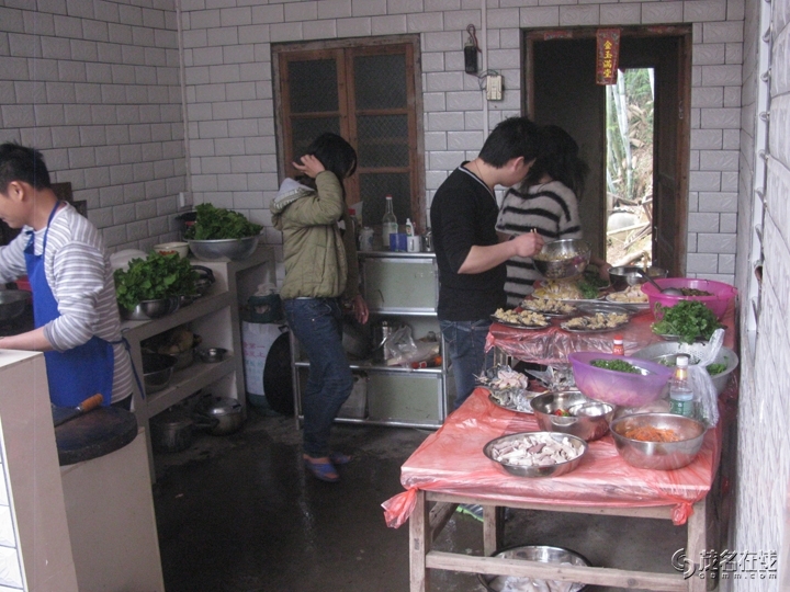 Ƭ 057.jpg