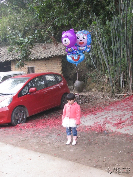 Ƭ 082.jpg