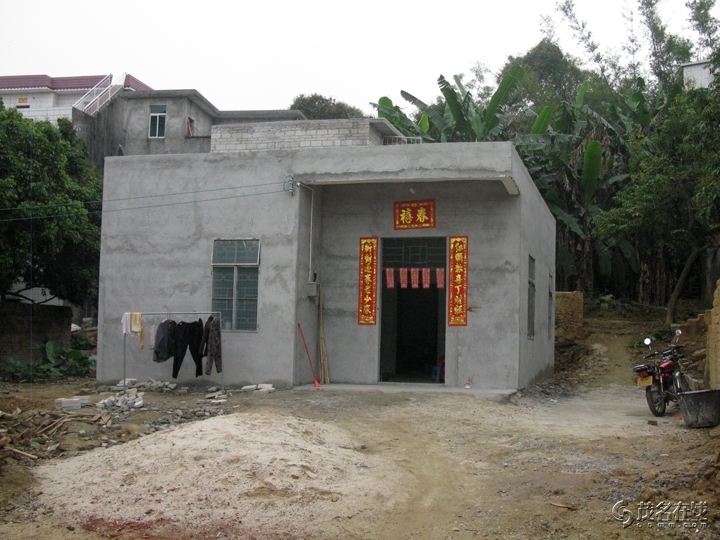 Ƭ 020.jpg