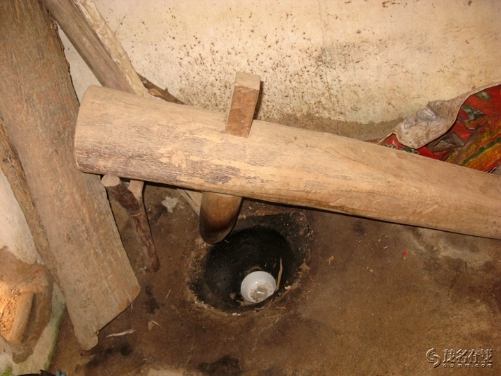 Ƭ 061.jpg