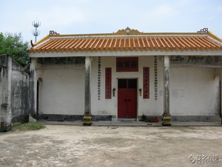 Ƭ 010.jpg
