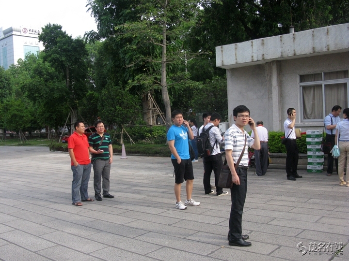 Ƭ 002.jpg
