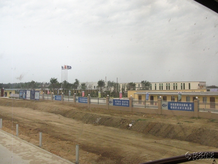 Ƭ 049.jpg