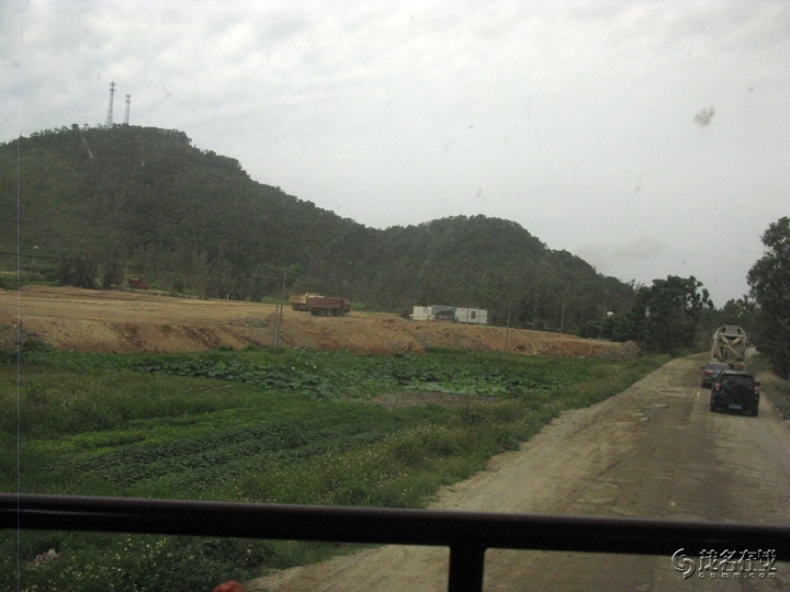 Ƭ 056.jpg