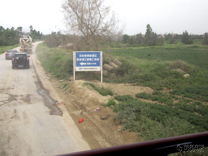 Ƭ 057.jpg