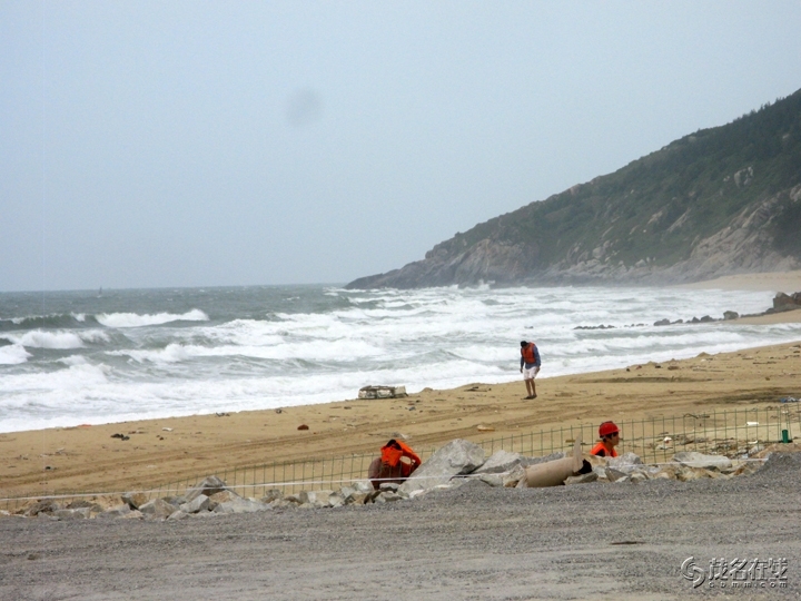 Ƭ 090.jpg
