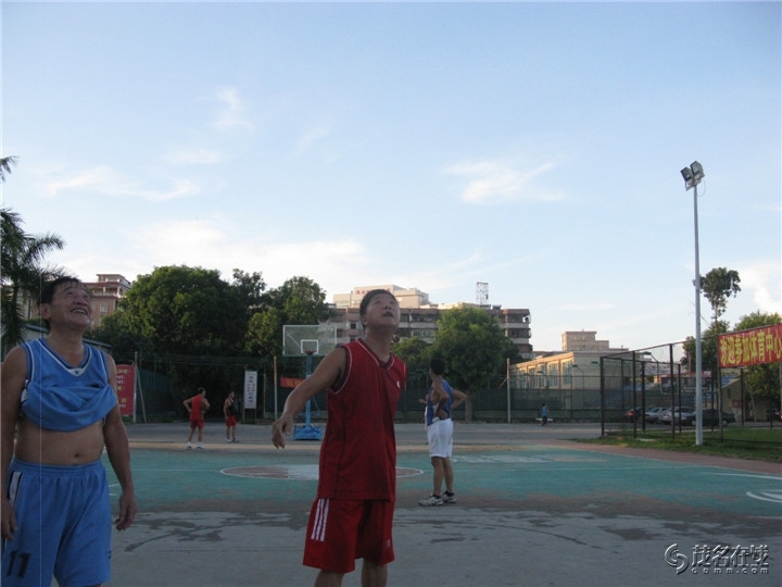 Ƭ 010.jpg