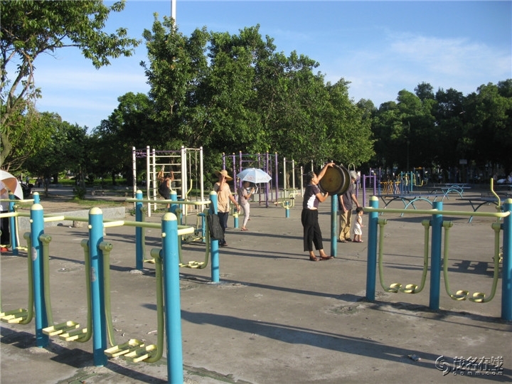 Ƭ 025.jpg
