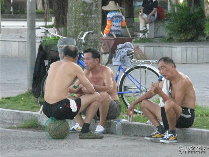 Ƭ 023.jpg