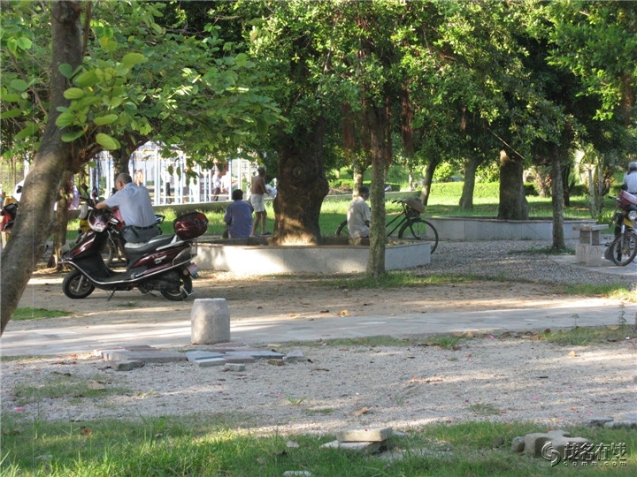 Ƭ 039.jpg