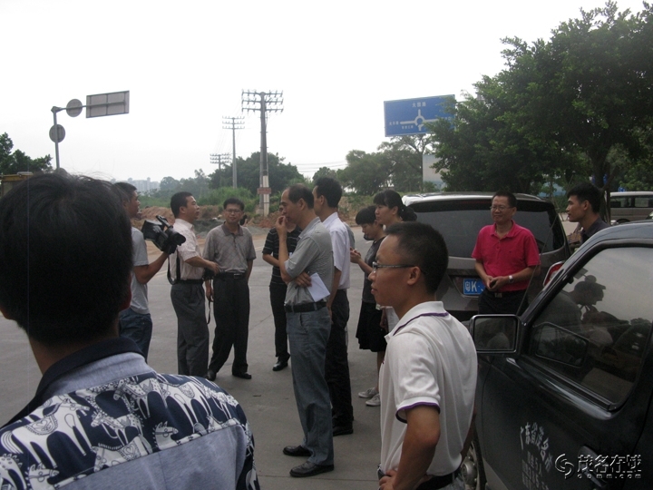 Ƭ 080.jpg