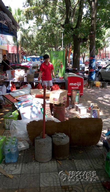P50615-111226.jpg