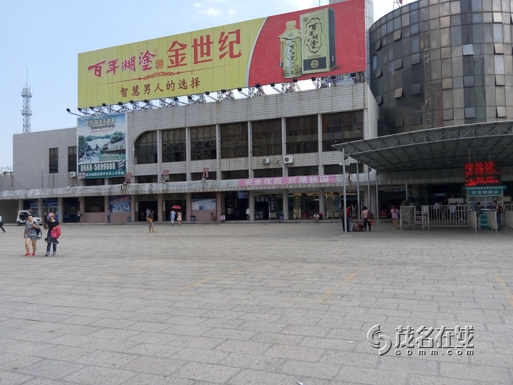 P50928-144946.jpg
