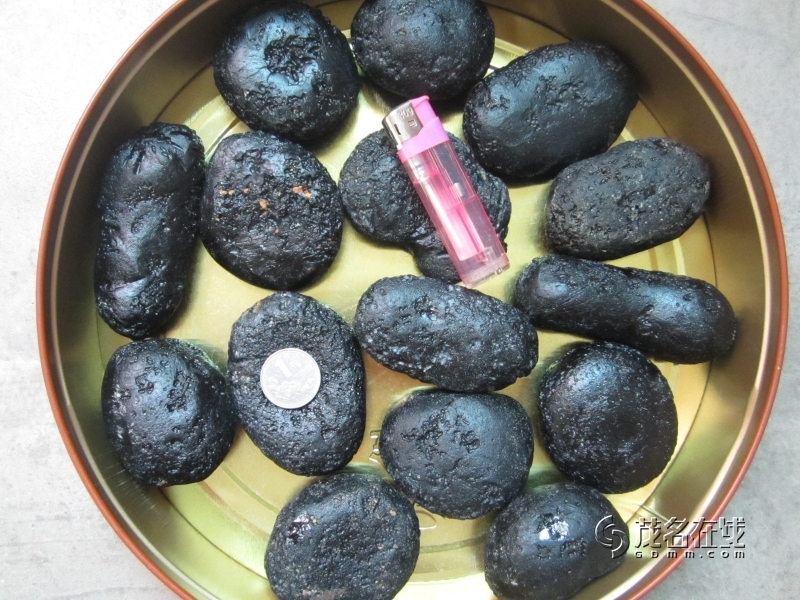 长期高价收购天星屎雷公墨玻璃陨石不论大小大的一千到几千一个收购