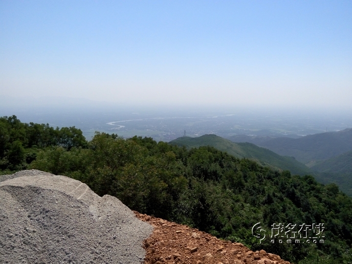 P51017-122320.jpg