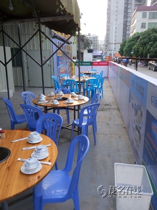 P51110-173744.jpg