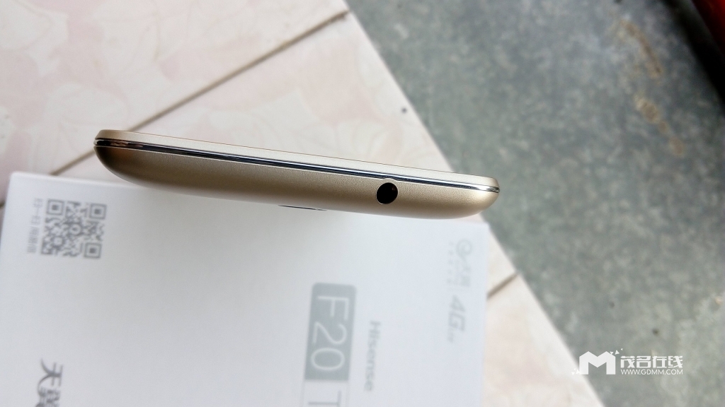 【电信4g手机 海信f20t 保修期内】