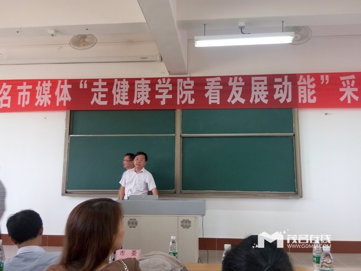 P60615-150626.jpg