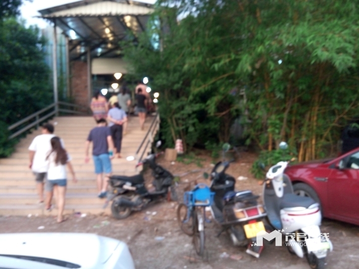 P60508-184725.jpg