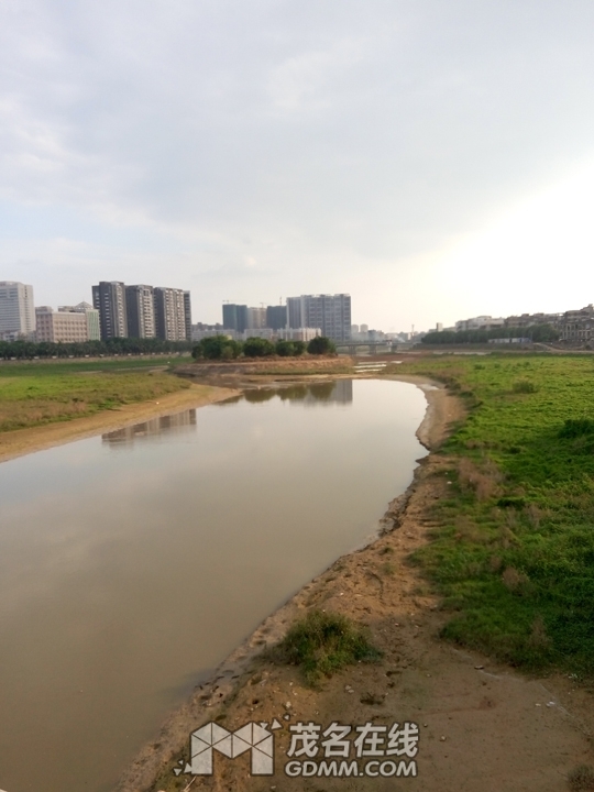 P60930-165331.jpg