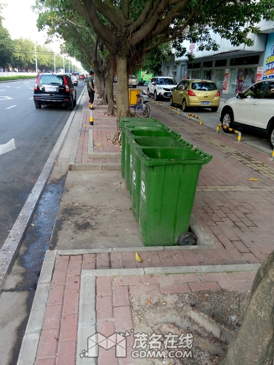 P61022-164325.jpg