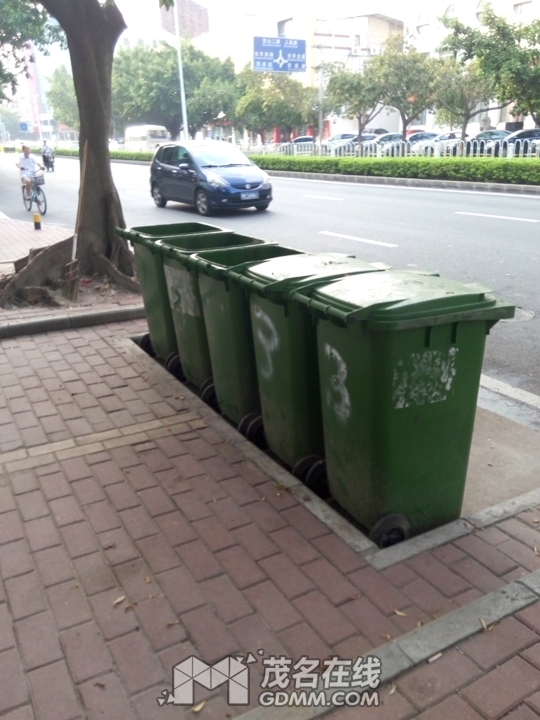 P61022-164335.jpg